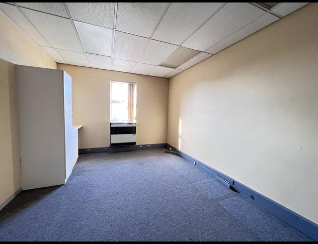 170M² OFFICE TO LET IN WYNBERG